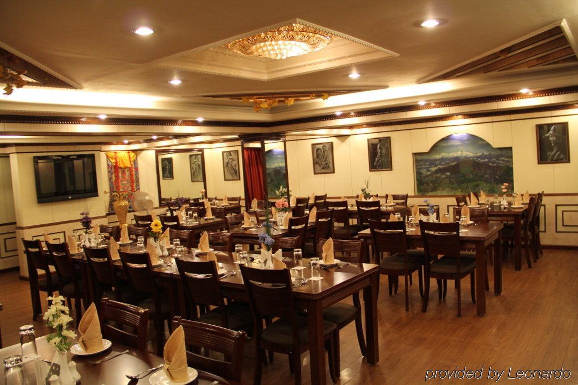 อาร์.เจ. รีสอร์ต Hotel ดาร์จีลิง ร้านอาหาร รูปภาพ